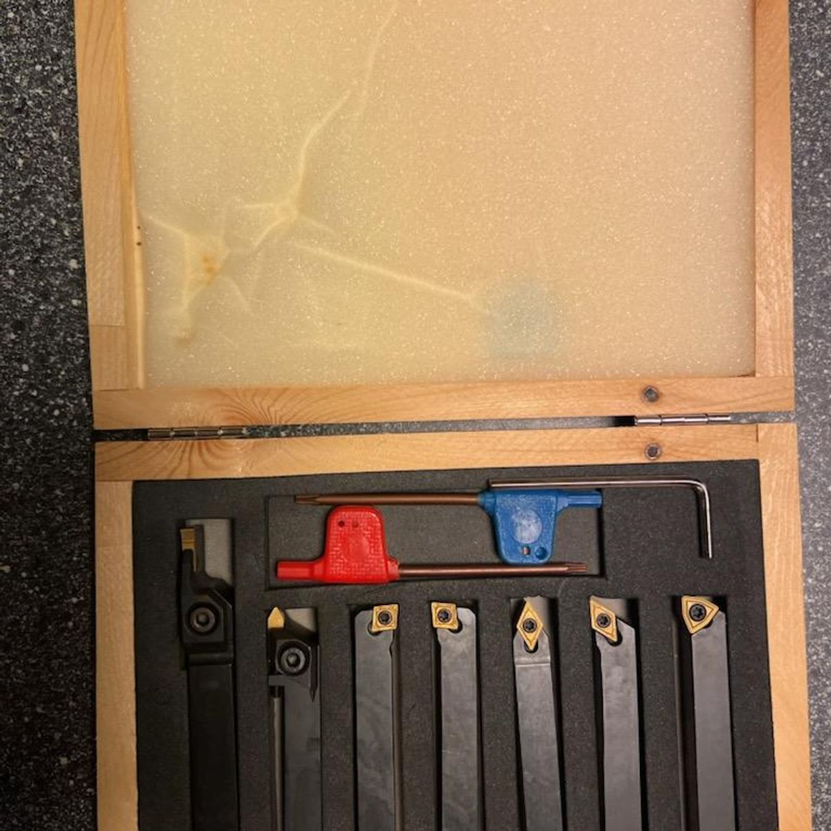 Stålholdersett 10x10, 7 holdere og 3 nøkler